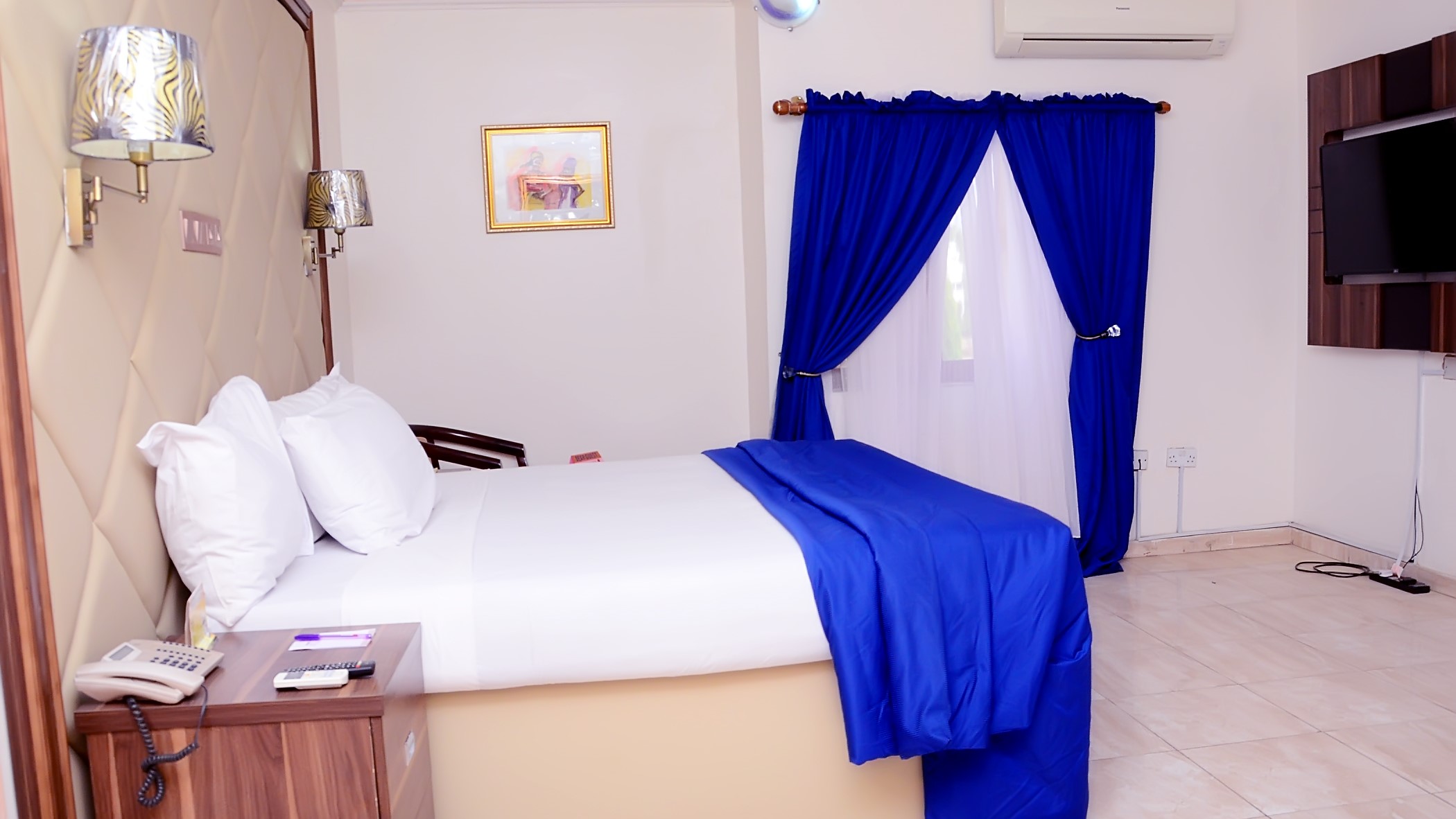 /web/uploads/116/Valencia Hotels/room-photos/Grande room/vhg.jpg